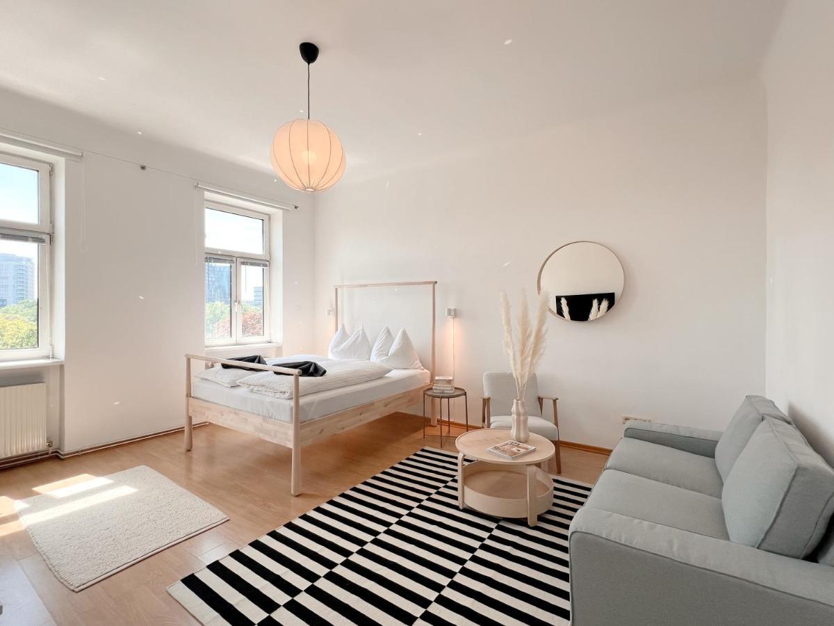New City Apartment Wina Bagian luar foto